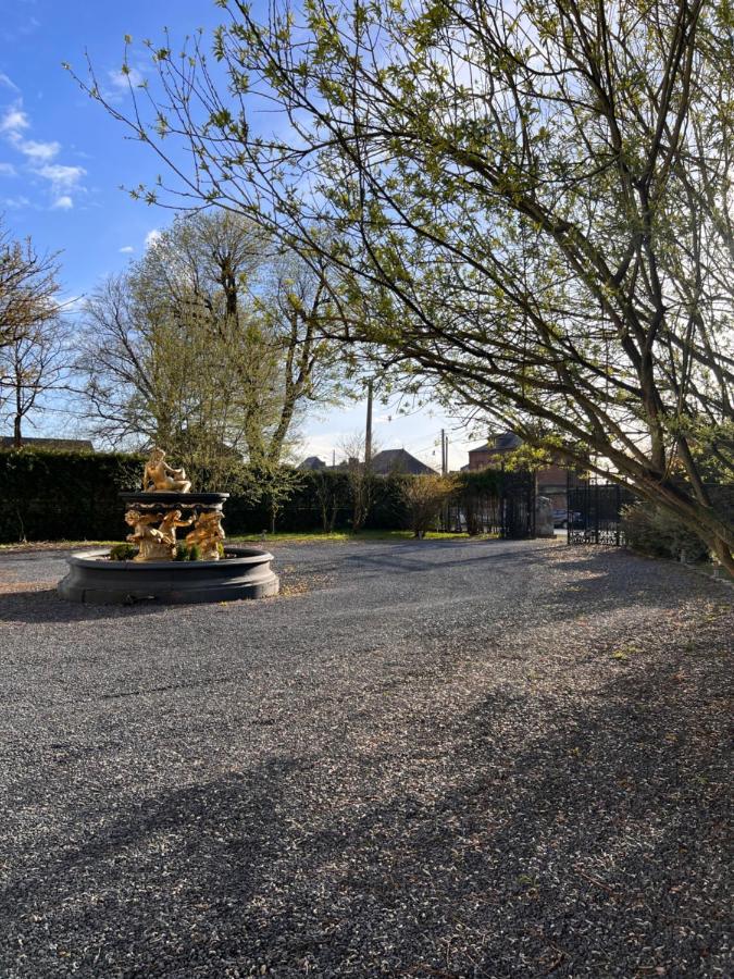 Domaine Des Anges Bed & Breakfast Avesnes-sur-Helpe Bagian luar foto