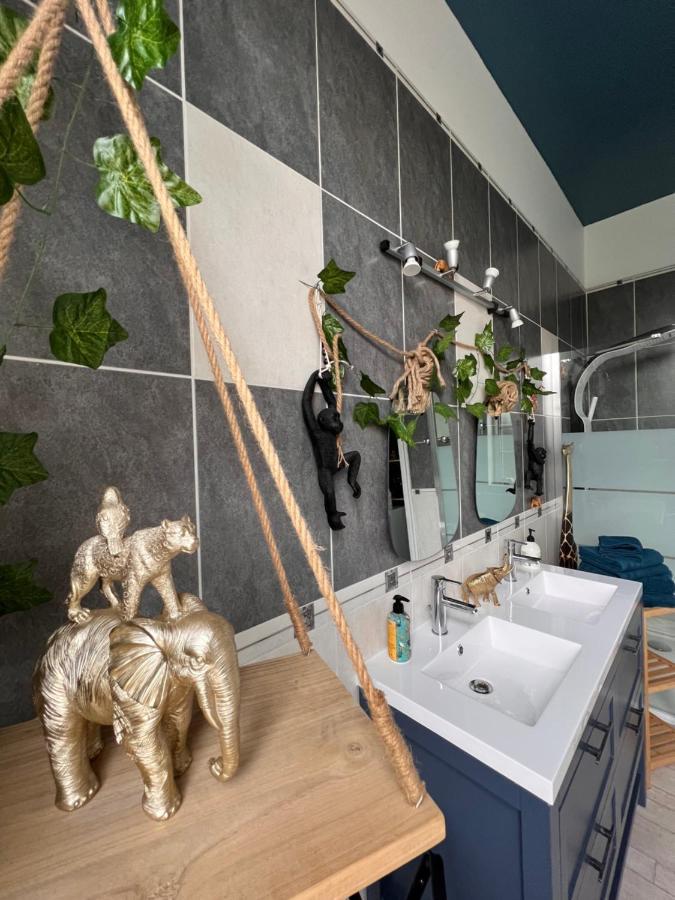 Domaine Des Anges Bed & Breakfast Avesnes-sur-Helpe Bagian luar foto
