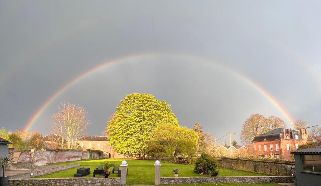 Domaine Des Anges Bed & Breakfast Avesnes-sur-Helpe Bagian luar foto