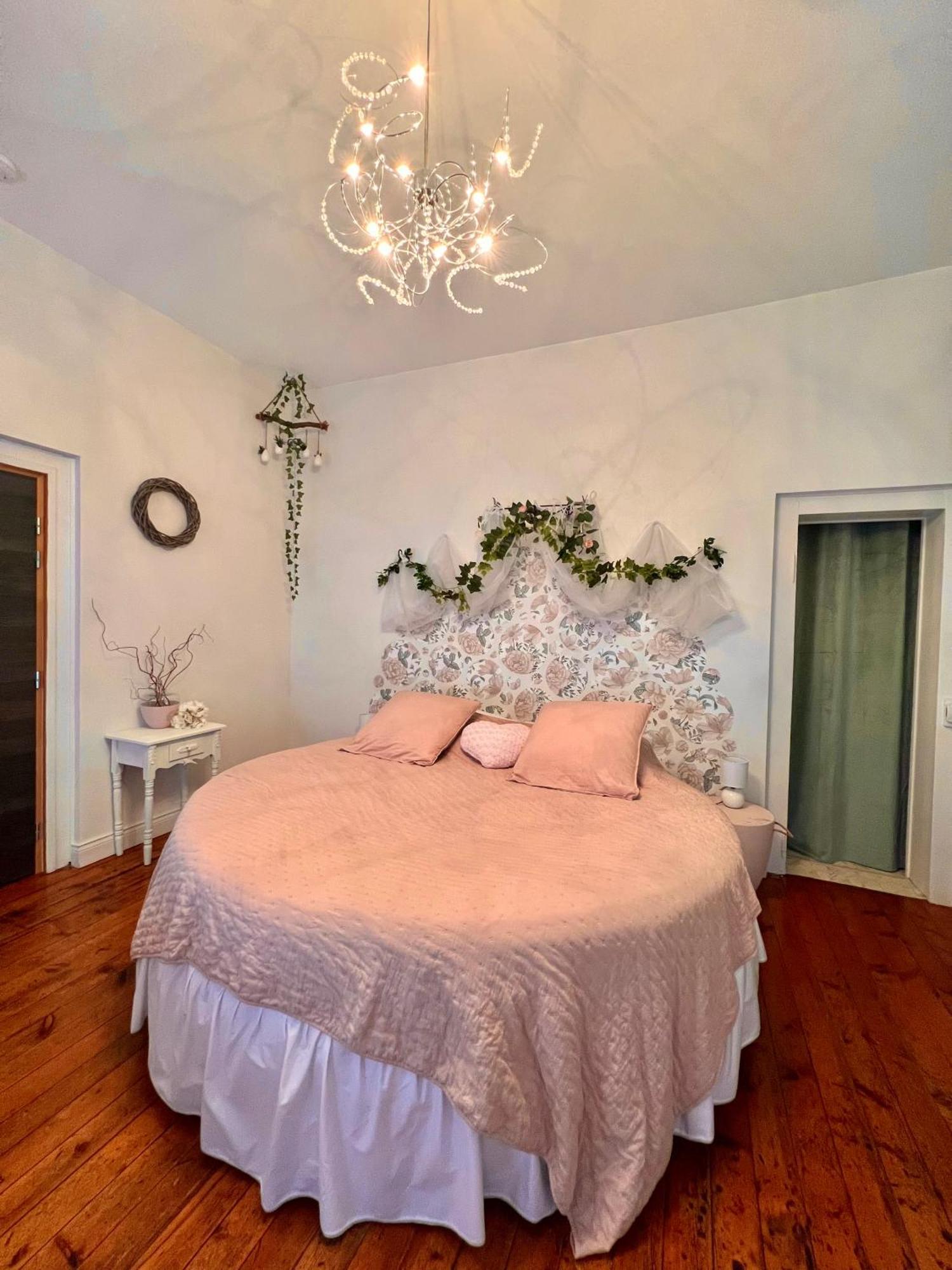 Domaine Des Anges Bed & Breakfast Avesnes-sur-Helpe Bagian luar foto
