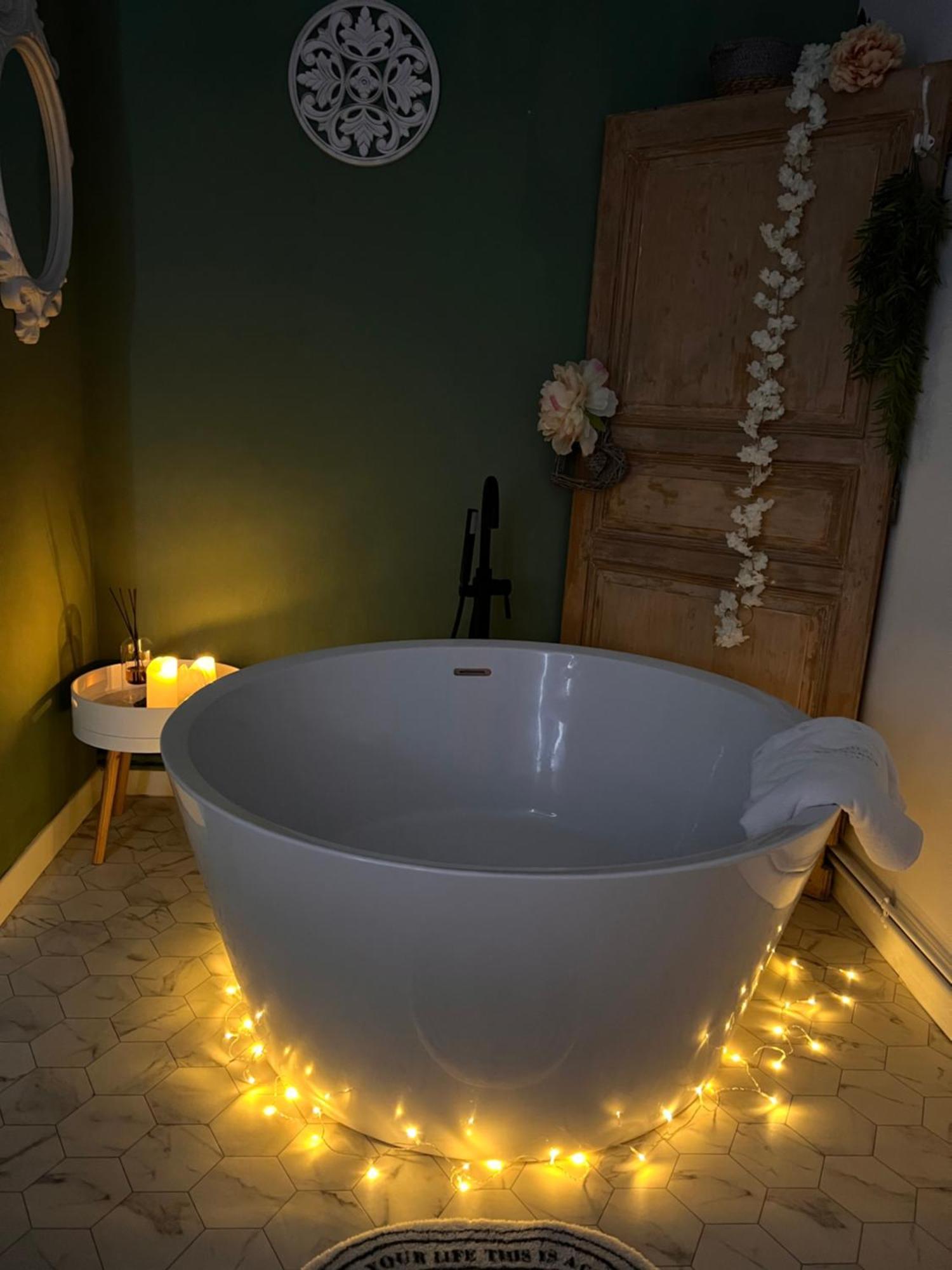 Domaine Des Anges Bed & Breakfast Avesnes-sur-Helpe Bagian luar foto