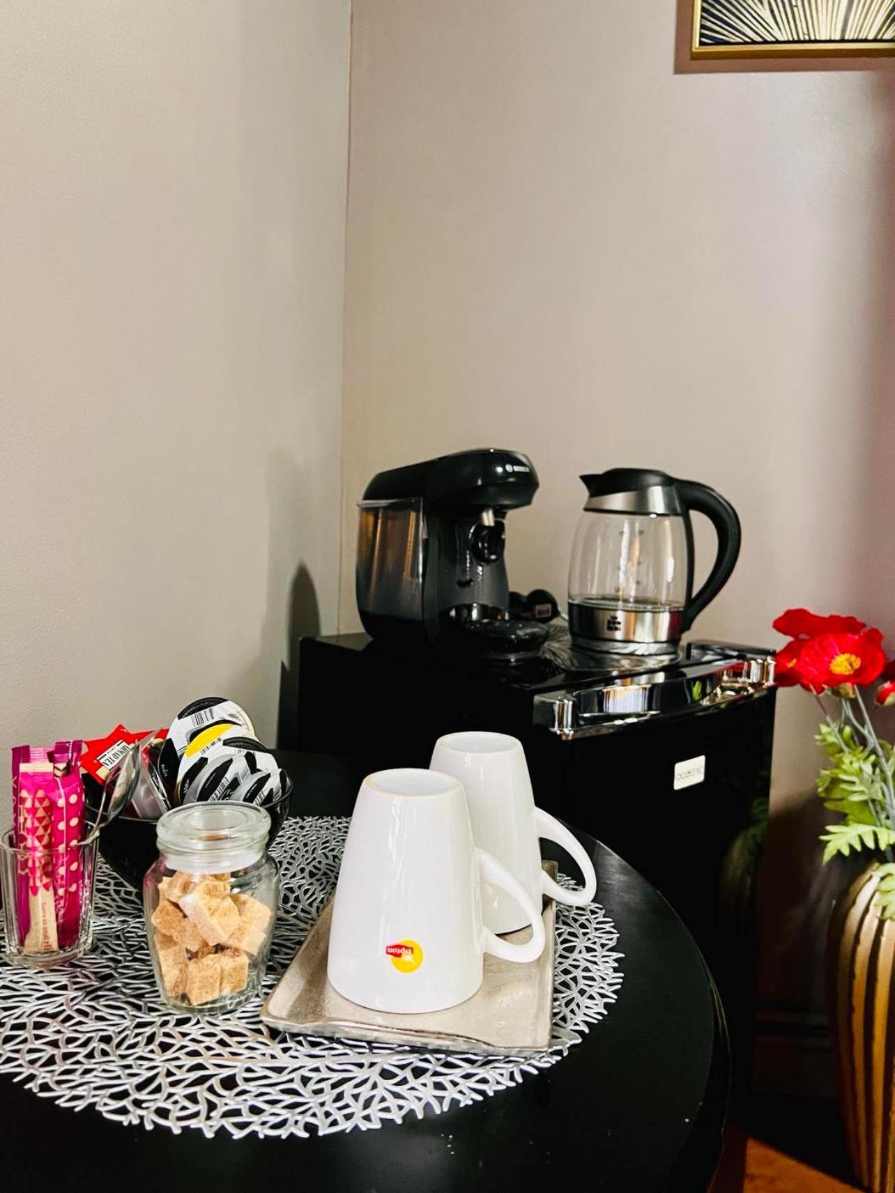 Domaine Des Anges Bed & Breakfast Avesnes-sur-Helpe Bagian luar foto